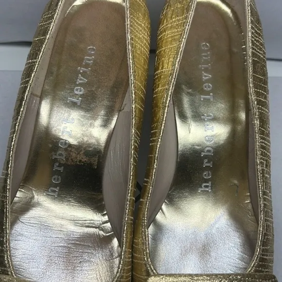 Herbert Levine Vintage Gold Lame Metalic Sequin Buckle 60s Low High Heels Shoes