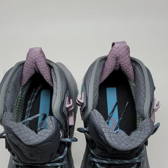 Hoka One One Kaha GTX Mid 1123156-CCSH Women's Size 8B Vibram Hiking Shoes New
