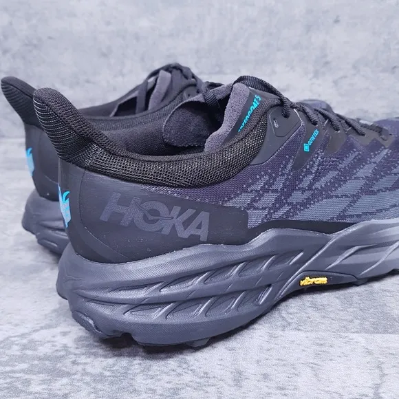 HOKA One One Speedgoat 5 GTX Gore Tex Spike Hiking Running Shoes Mens 10 D Nby