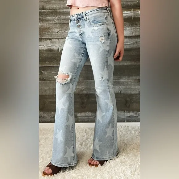 HOT risen mid rise star print flare jeans