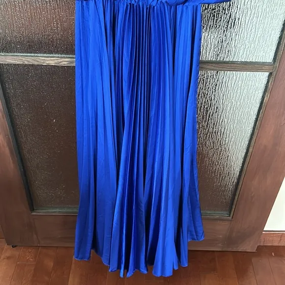 Hutch Colbalt pleated Dress size Small