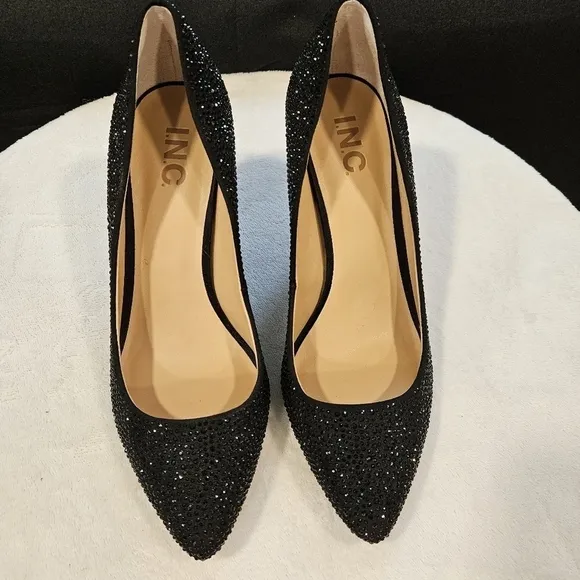I.N.C. Classic Embellished 3inch Pumps