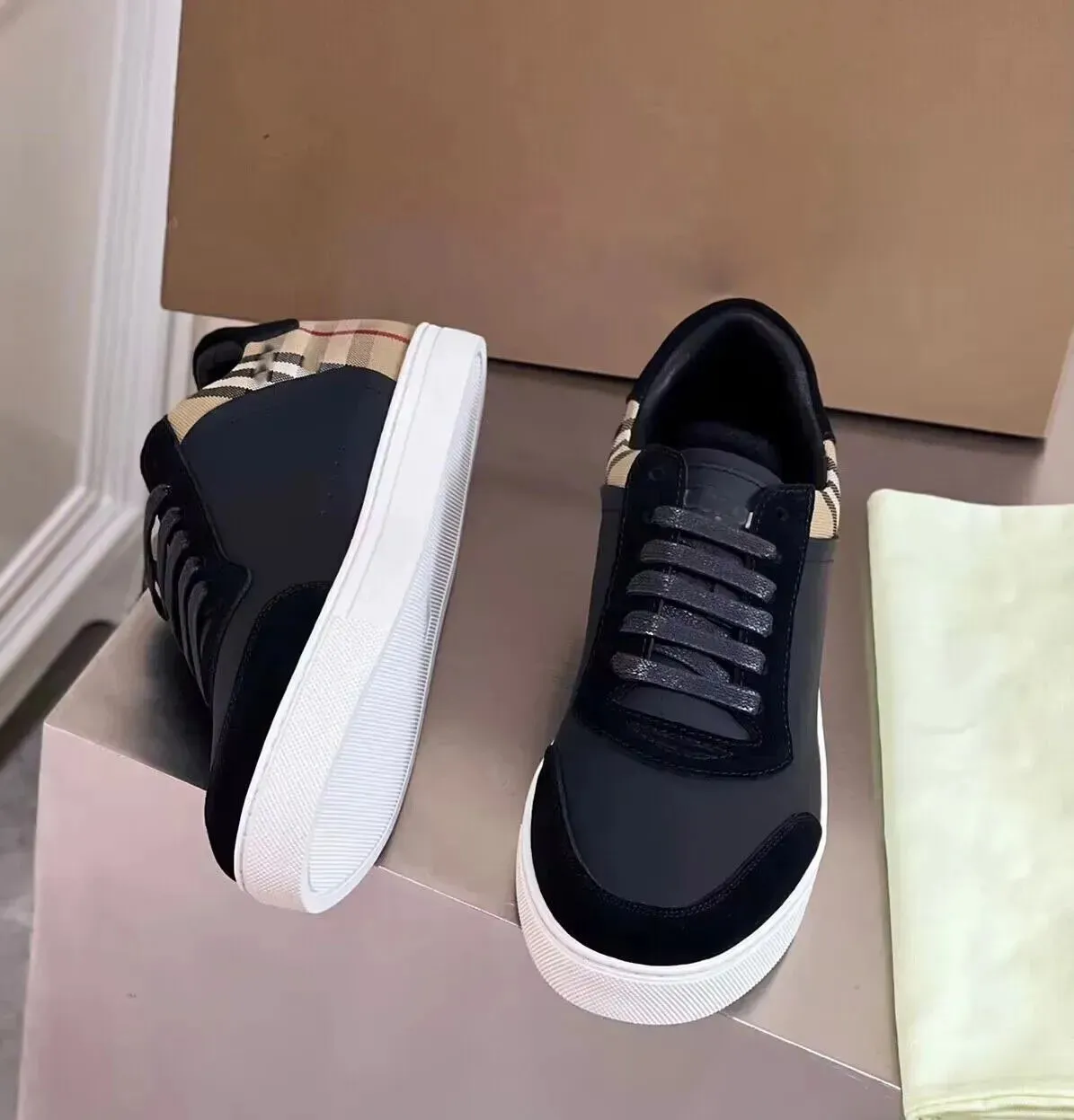 Italy Luxury Check Sneakers Shoes Men Suede Leather Smooth Calfskin Skateboard Cotton Canvas Comfortable Casual Walking Daily Discount Footwear