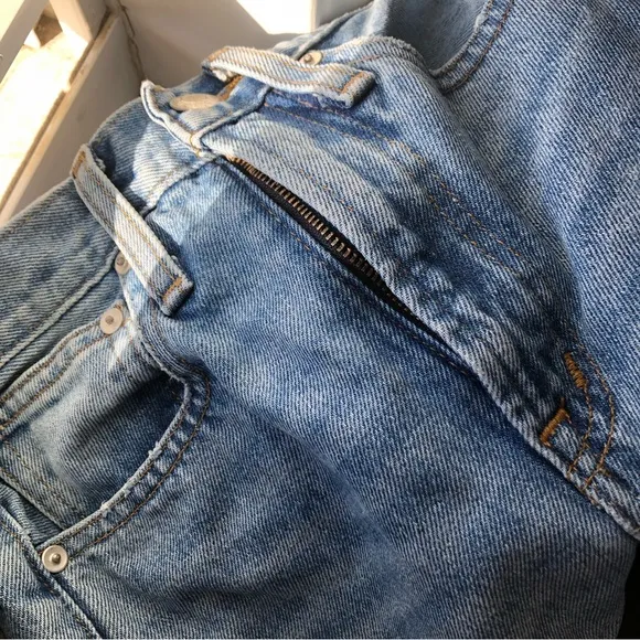 J.CREW Point Sur Rigid Kickout Crop Jean Sailor Blue Wash Size 24 100% cotton.