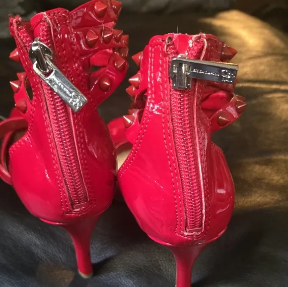 Jessica Simpson red studded patent leather Heels sz6.5M 36.5