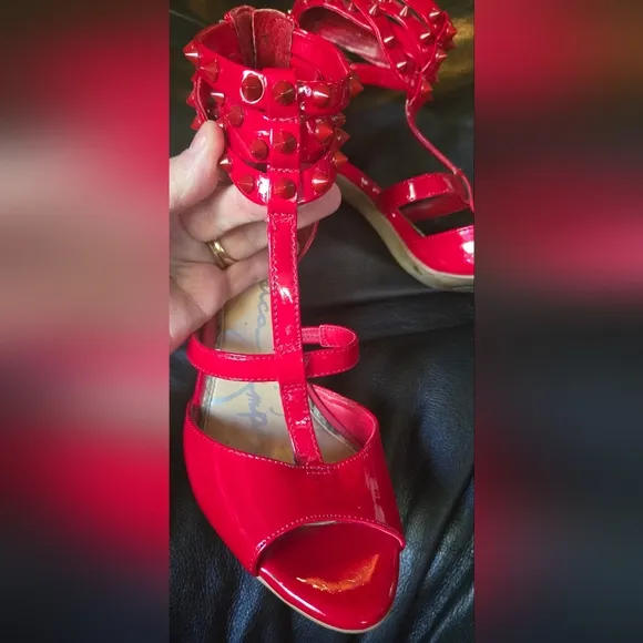 Jessica Simpson red studded patent leather Heels sz6.5M 36.5