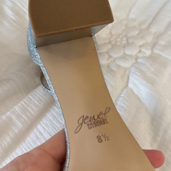Jewel Badgley Mischka Giona II Evening Sandals silver glitter heels d’Orsay 8.5