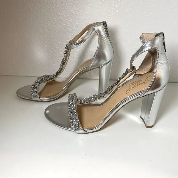 Jewel Badgley Mischka Rhinestone T-Strap Leather Block Heel Sandals Silver 6
