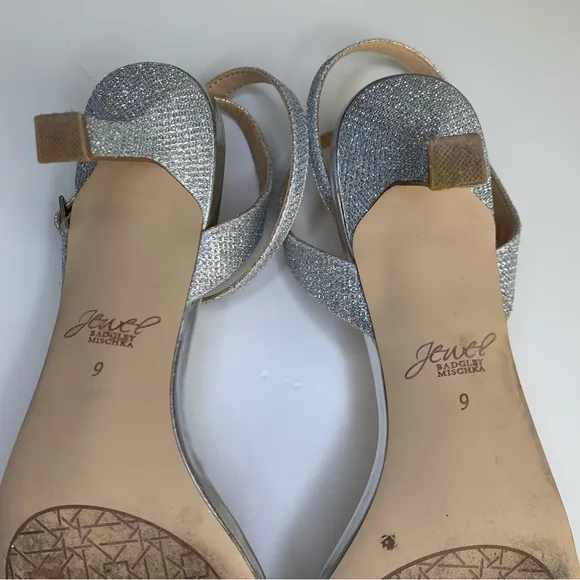 JEWEL BADGLEY MISCHKA Sandal sz 9 Women's Charisma Kitten Heel Evening Sandals