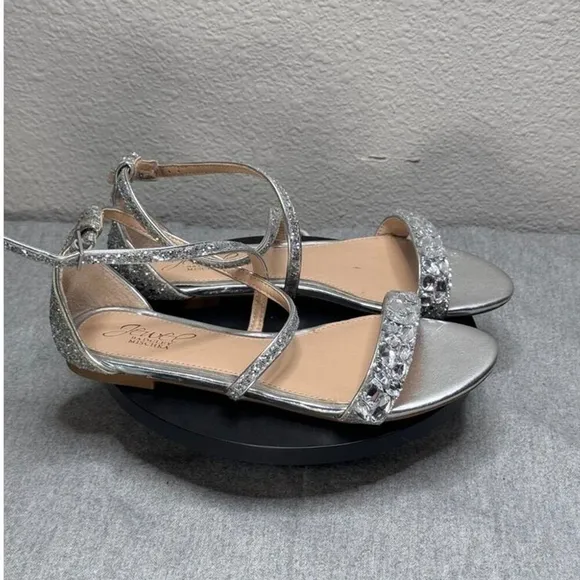 Jewel Badgley Mischka Tessy Satin Evening Sandal Size 6