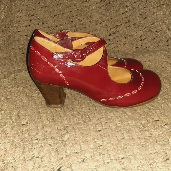 JOHN FLUEVOG-Operetta-Malibran-Mary Janes-Red Wine Patent Leather-Sz 8.5-EX