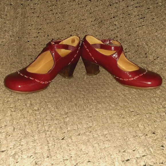 JOHN FLUEVOG-Operetta-Malibran-Mary Janes-Red Wine Patent Leather-Sz 8.5-EX