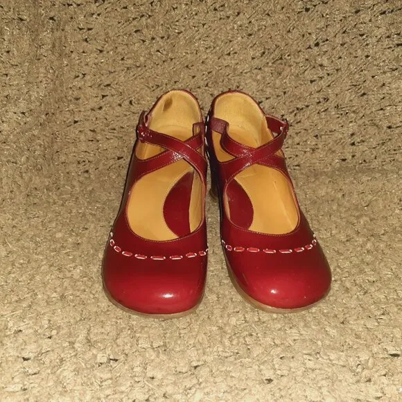 JOHN FLUEVOG-Operetta-Malibran-Mary Janes-Red Wine Patent Leather-Sz 8.5-EX
