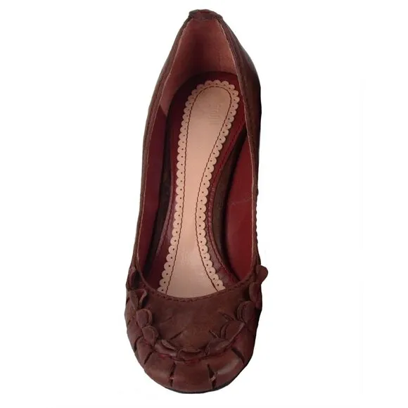 JOHN GALLIANO SHOES PUMPS DISTRESSED LEATHER SCALLOPED sz 36.5 / 6.5