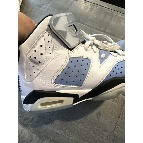 Jordan 6 Retro Mid UNC Home Size 6 Youth