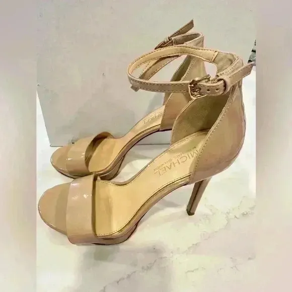 Jordyn BEIGE Patent Leather Platform Sandal | Michael Kors (Size 8.5)
