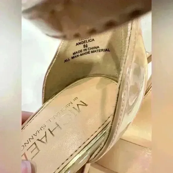 Jordyn BEIGE Patent Leather Platform Sandal | Michael Kors (Size 8.5)