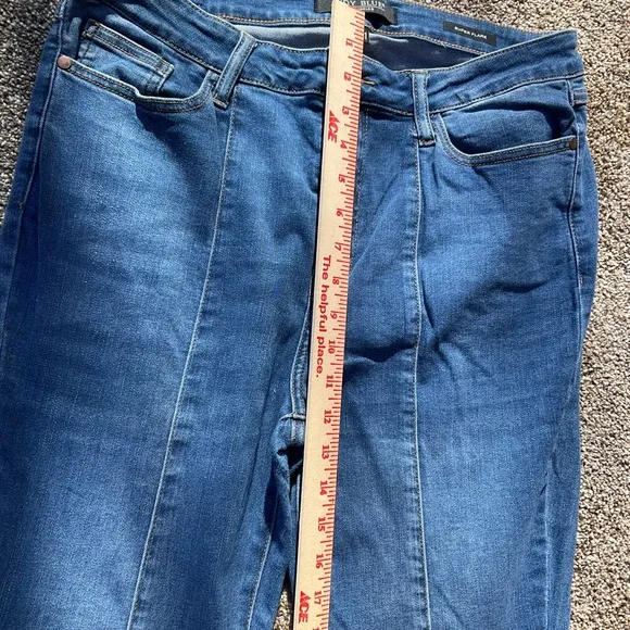 Judy Blue Jeans womens size 13/31 high rise flare raw hem light wash 5 pocket