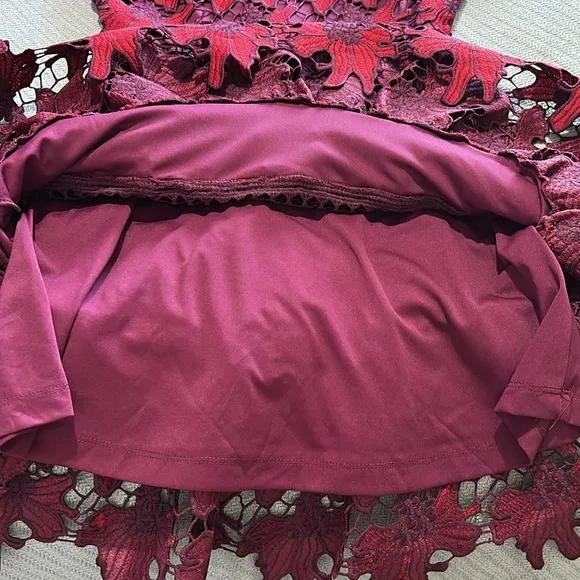 Just Me Embroidered Cutout Floral Lace Tiered Ruffed Dress Formal Party Womens S