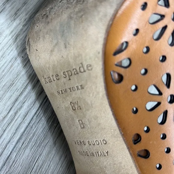 Kate Spade New York ‘Lana’ Perforated Cognac Pumps