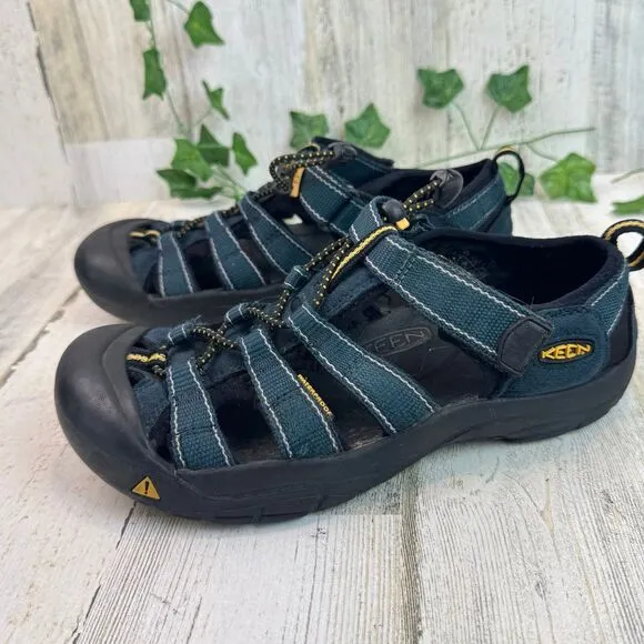 Keen Navy Blue Newport H2 Sandles Big Kid Size 5 (Youth) Outdoor
