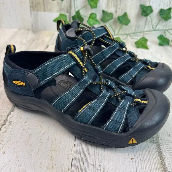 Keen Navy Blue Newport H2 Sandles Big Kid Size 5 (Youth) Outdoor