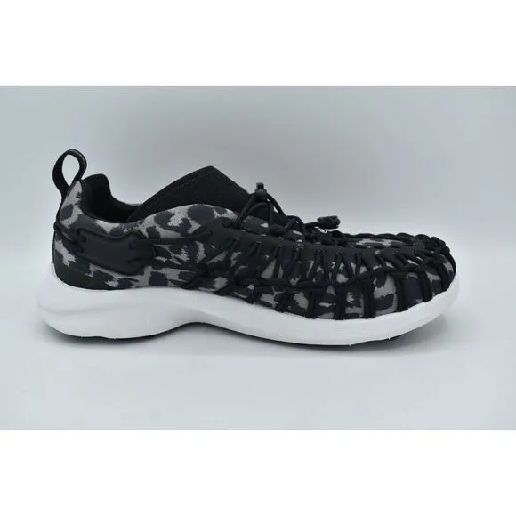 Keen Womens Size 7 UNEEK SNK Sneaker Animal Print Black White Shoes