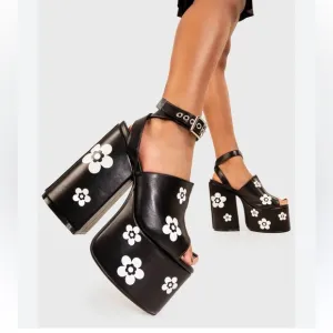 Lamoda Dancing Queen black faux leather flower platform sandal heels