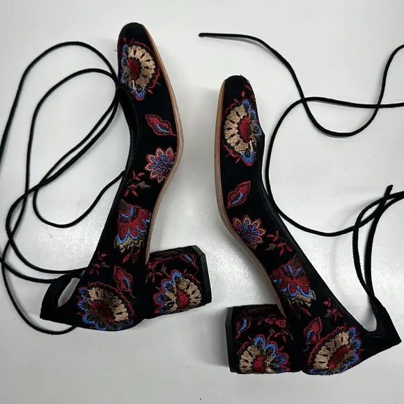 Loeffler Randall Clara Heels Embroidered Suede Ankle Tie Pumps Floral Black 6.5