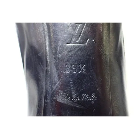 Louis Vuitton Black Leather Pumps