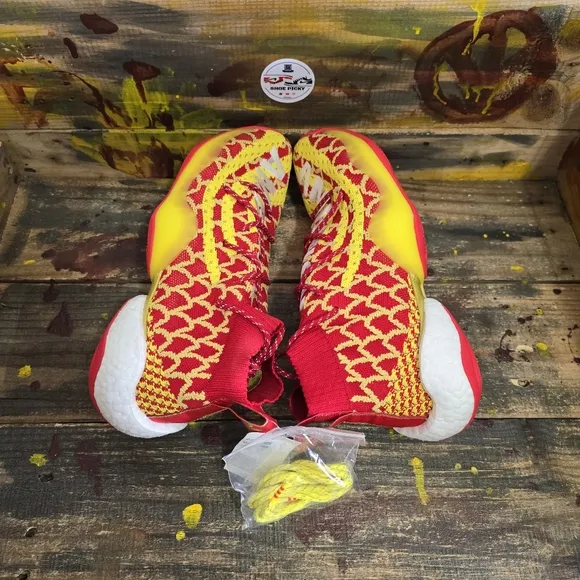 Men adidas athletic shoes size 10.5, 12.5 new‎