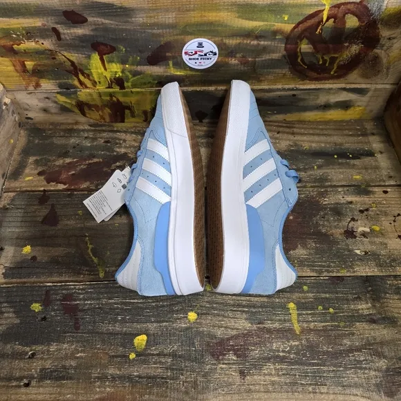 Men adidas athletic shoes size  11 new