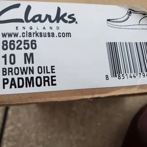 Men Clarks Shoes sz 10