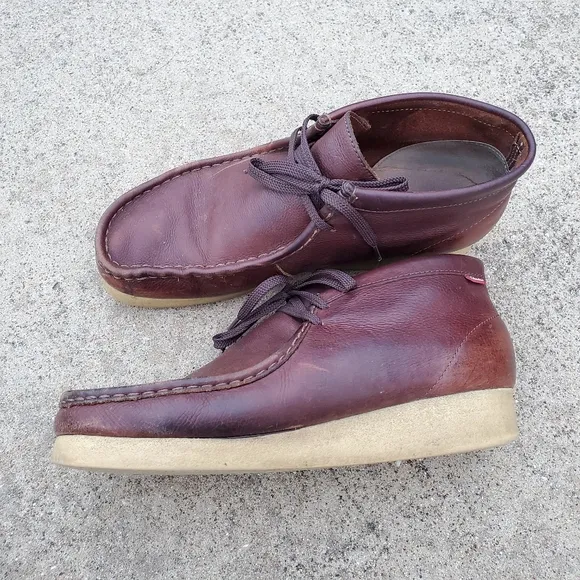 Men Clarks Shoes sz 10