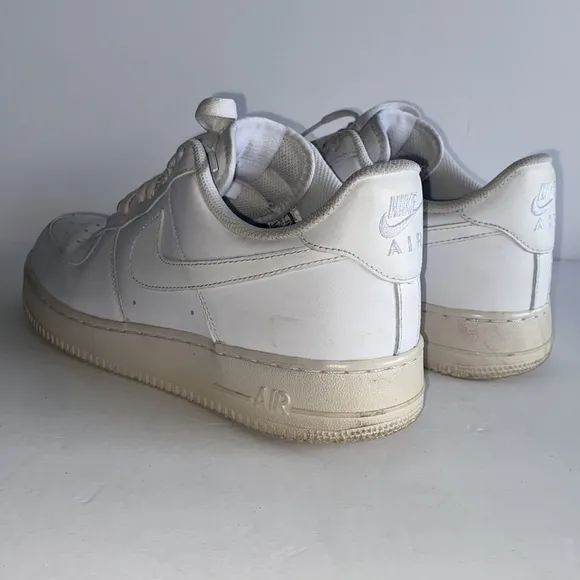 Men Nike Air Force 1 White Shoes Size 9