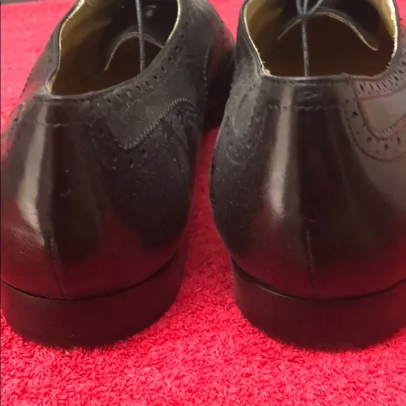 Men’s Cole Haan Bragano shoes in Ex. Condition!
