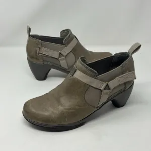 Merrell Evera Rush leather ankle booties women grey green heeled 7.5