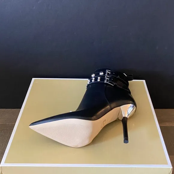 Michael Kors Amal Black Astor Leather Ankle Boots Booties Shoes Heels Pumps NEW