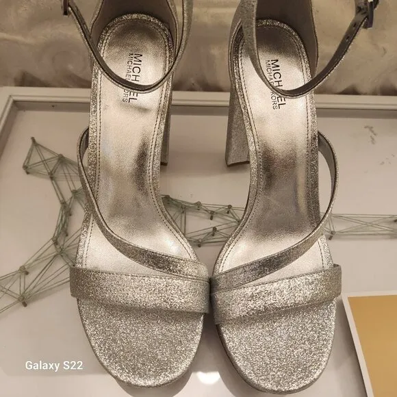Michael Kors &quot;Tanner&quot; Silver Sparkle Platform Heeled Sandals. NIB. 8