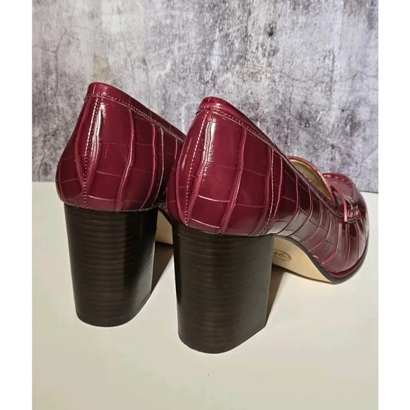 Michael Kors Buchanan Croc Leather Pumps in Dark Cherry Size 8M New (155)