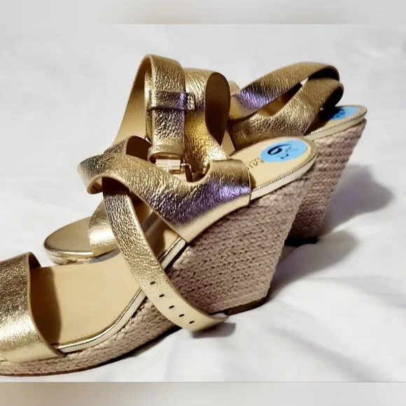 Michael Kors MK Gold Wedge Sandals Size 6.5