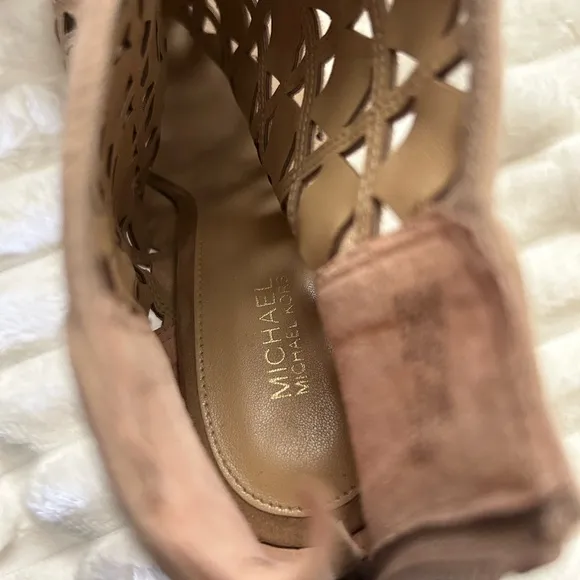 Michael Kors suede beige colored heeled booties size 8