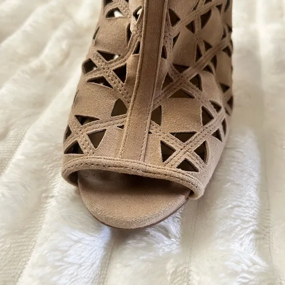 Michael Kors suede beige colored heeled booties size 8