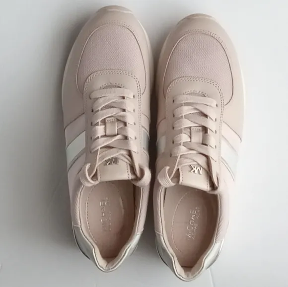 🎁🩷💚🆕️⚜️Michael Kors⚜️🩷💚Women's Maddy Logo Trainer Sneakers Mauve Pink Sz 6