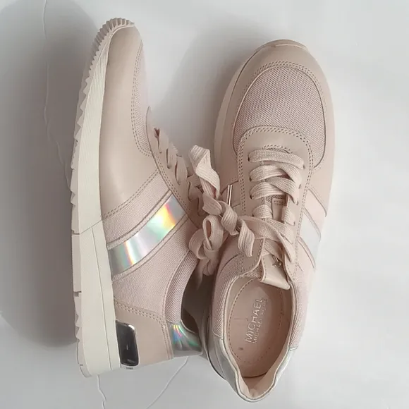 🎁🩷💚🆕️⚜️Michael Kors⚜️🩷💚Women's Maddy Logo Trainer Sneakers Mauve Pink Sz 6