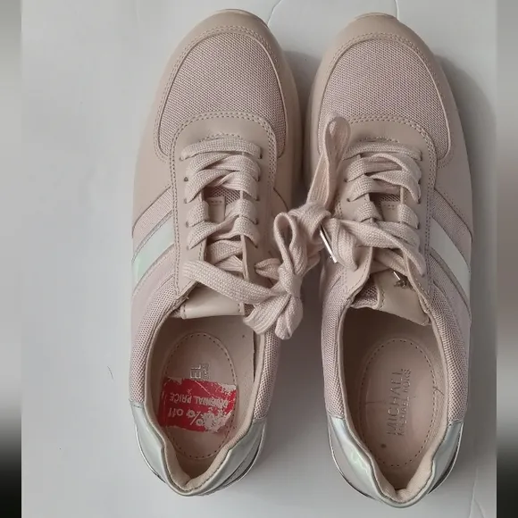 🎁🩷💚🆕️⚜️Michael Kors⚜️🩷💚Women's Maddy Logo Trainer Sneakers Mauve Pink Sz 6