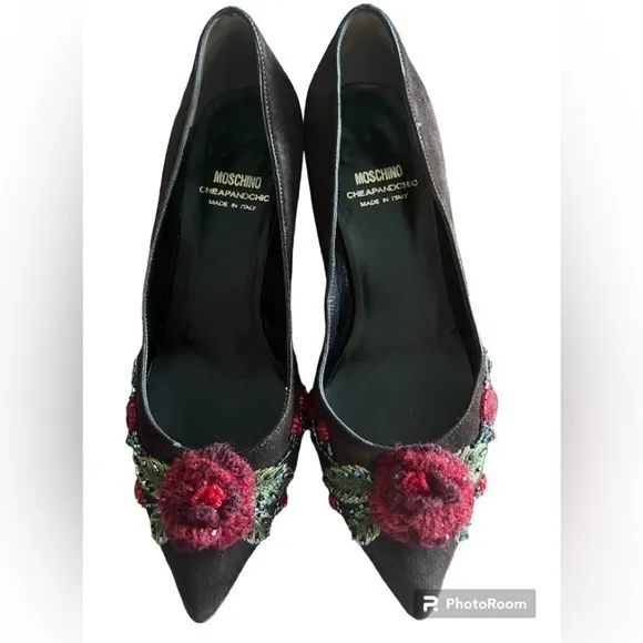 Moschino vintage kitten heeled beaded pumps shoes