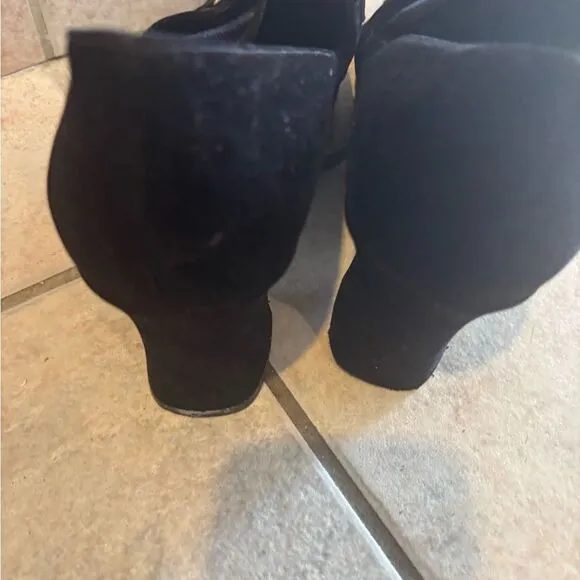 Moschino dress shoes baby doll heels logo pumps velvet y2k vintage