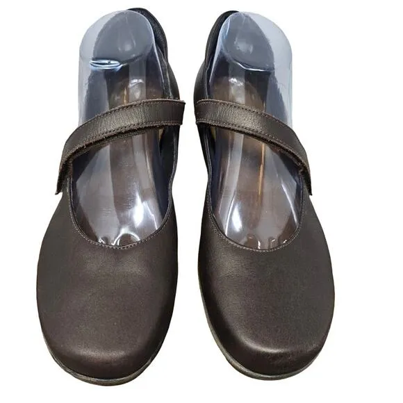 Naot Brown Leather Slip On Mary Jane Shoel 2&quot; Heel 41 US 10 - 10.5
