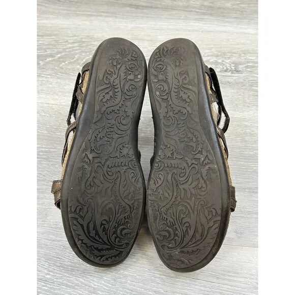 Naot Dorith Women's Sandals Bronze  Leather Hook Loop Strappy Shoes US 7.5